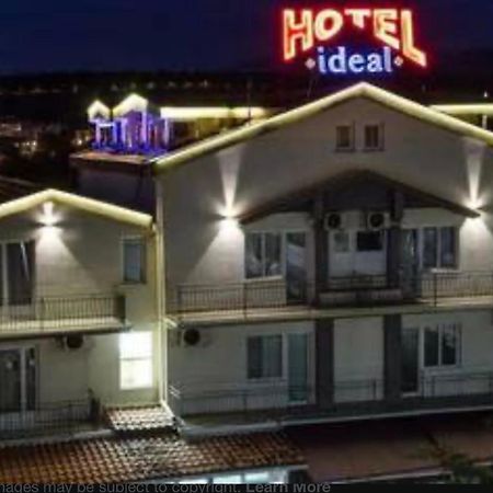Hotel Garni Ideal Podgorica Esterno foto
