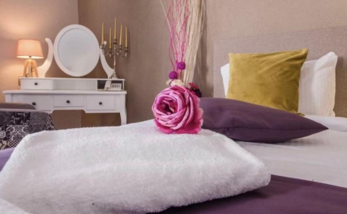 Hotel Garni Ideal Podgorica Esterno foto