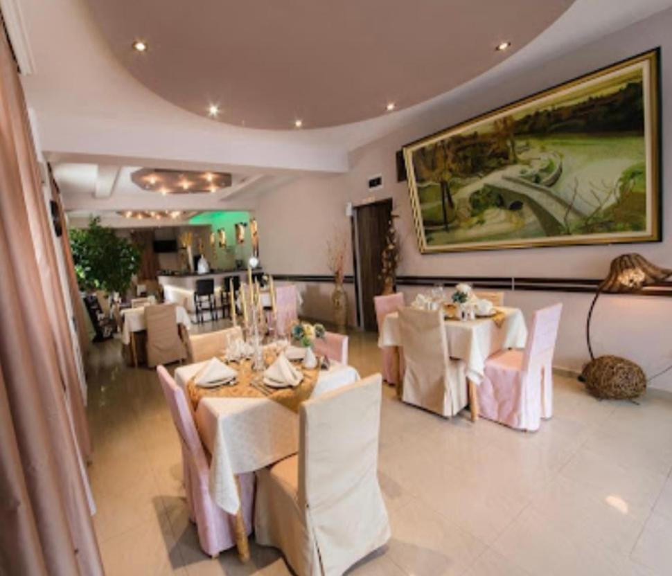 Hotel Garni Ideal Podgorica Esterno foto