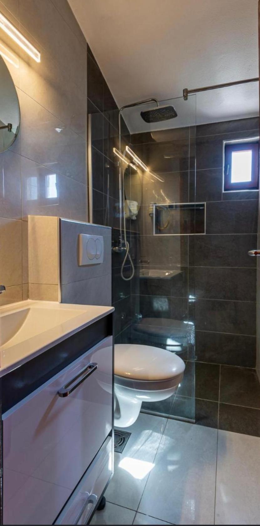 Hotel Garni Ideal Podgorica Esterno foto
